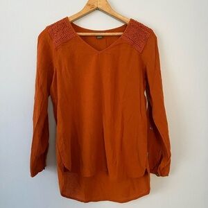 Eddie Bauer Women's Sz S Gauze Cotton Tunic Top Crochet Detail Roll Tab Sleeves